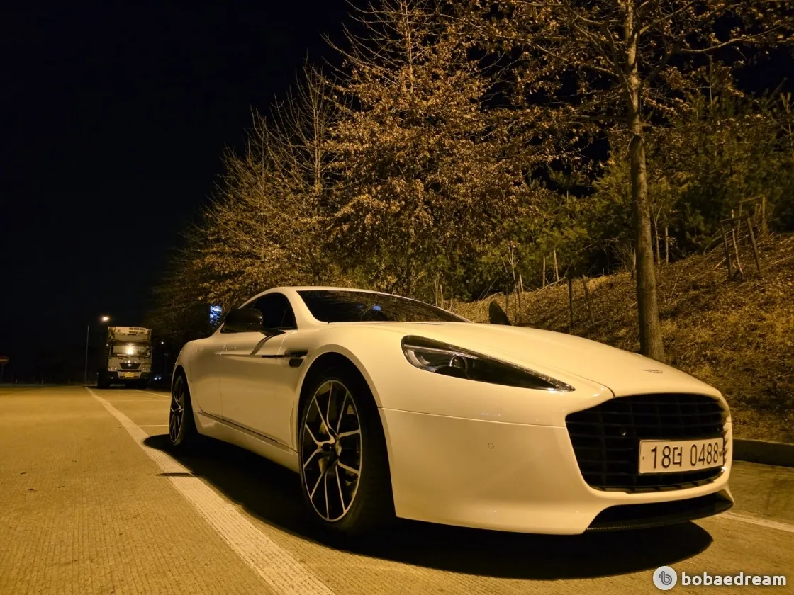 Aston Martin Rapide S