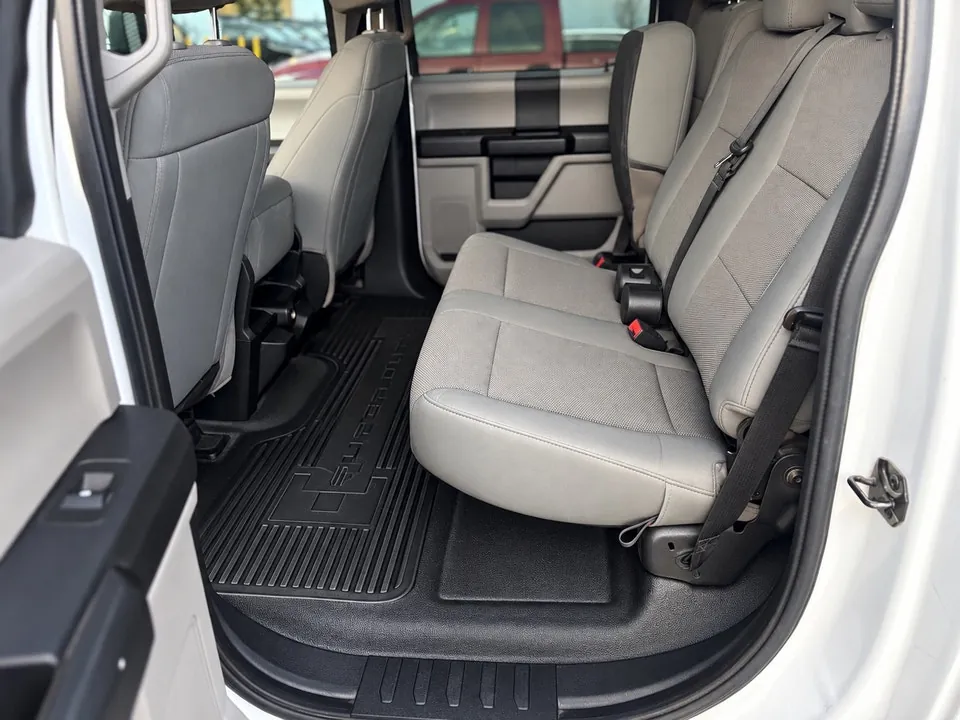 Ford F350 2022 photo 4