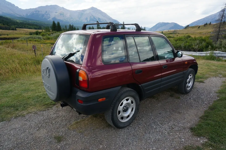 Toyota Rav4 1997 photo 3