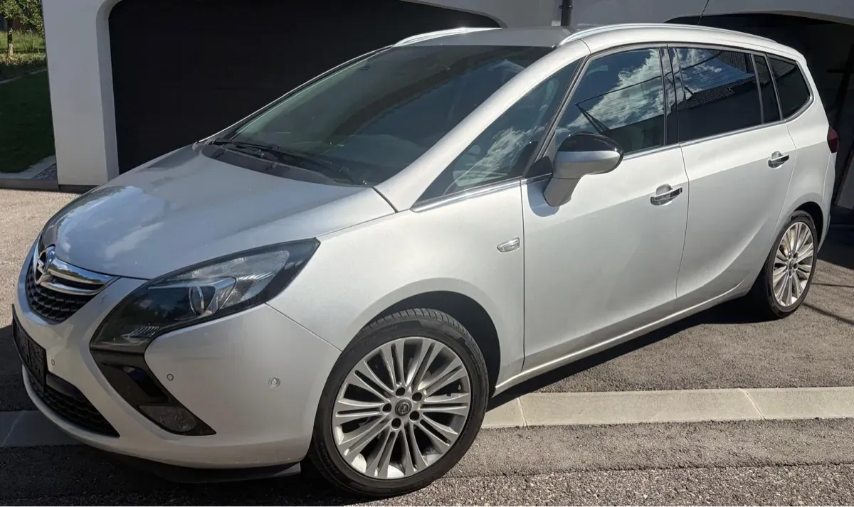Opel Zafira Tourer