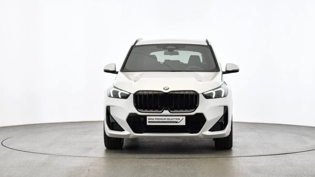 BMW X1 2025 photo 2