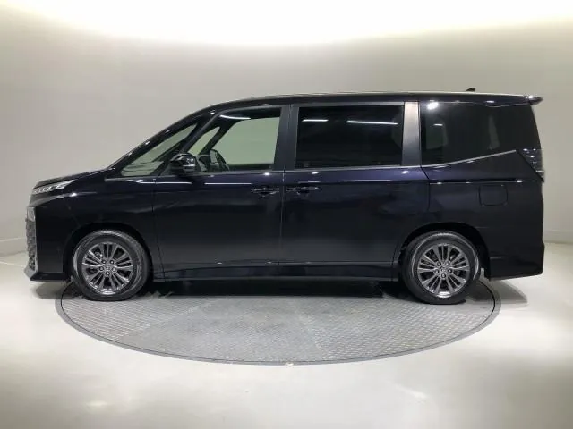 Toyota Volkswagen 2022 photo 3