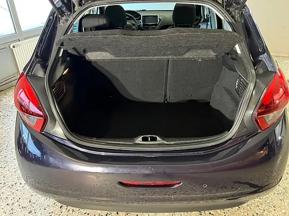 Peugeot 208 2018 photo 5