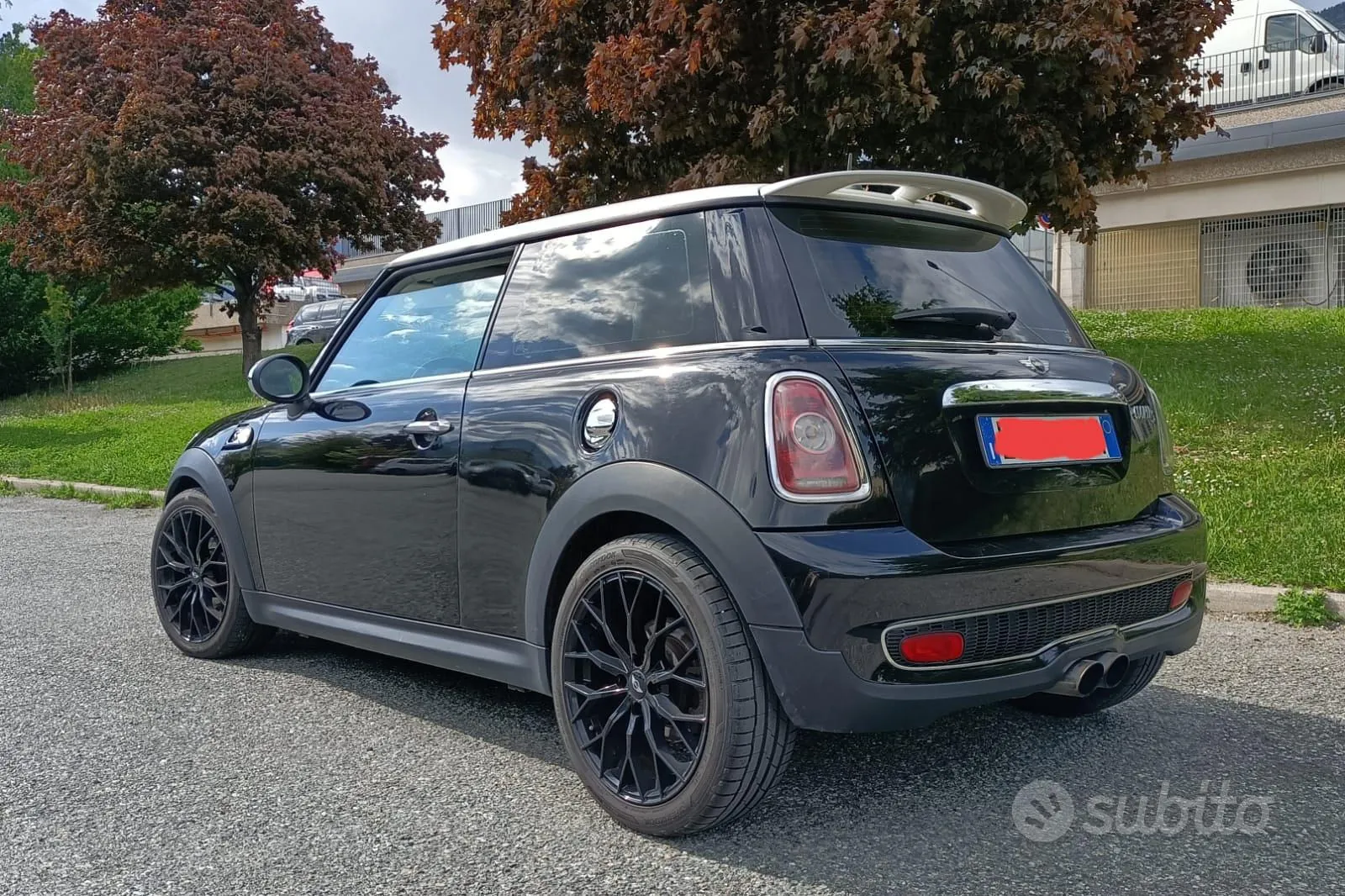 Mini Cooper S 2010 photo 3