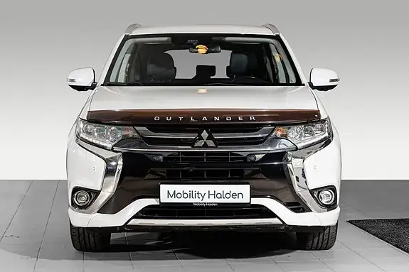 Mitsubishi Outlander 2018 photo 3