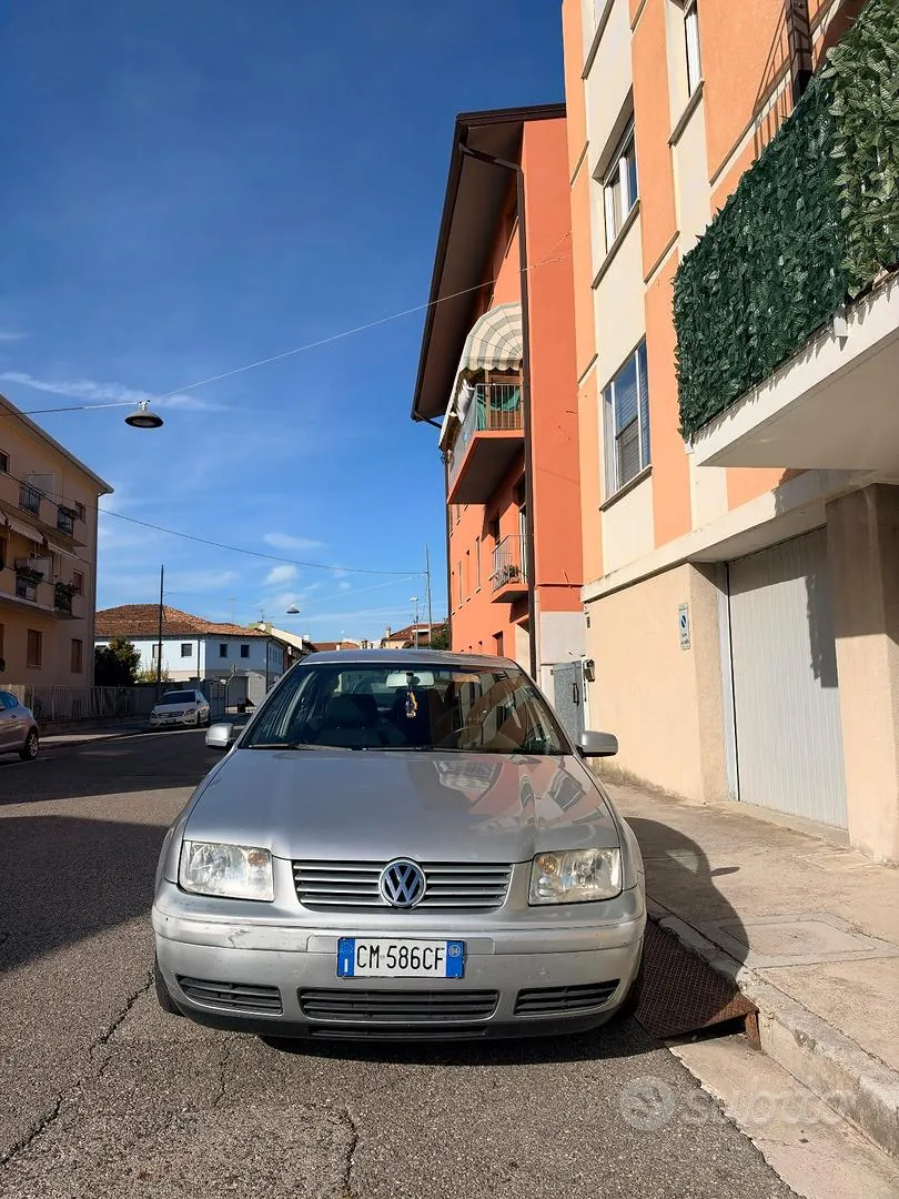 Volkswagen Bora 2004 photo 4