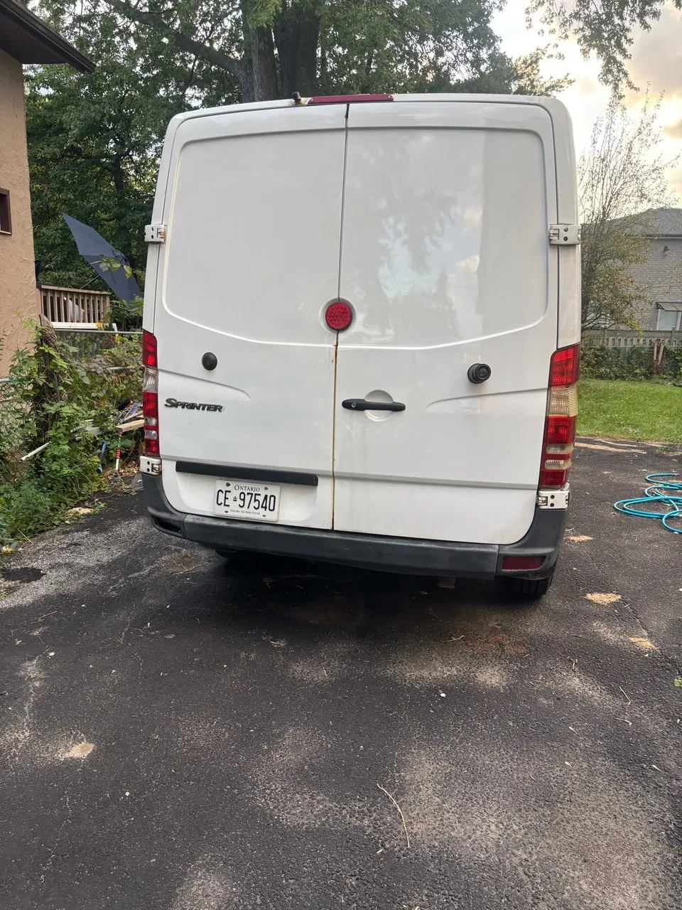 Mercedes-Benz Sprinter Van 2014 photo 3