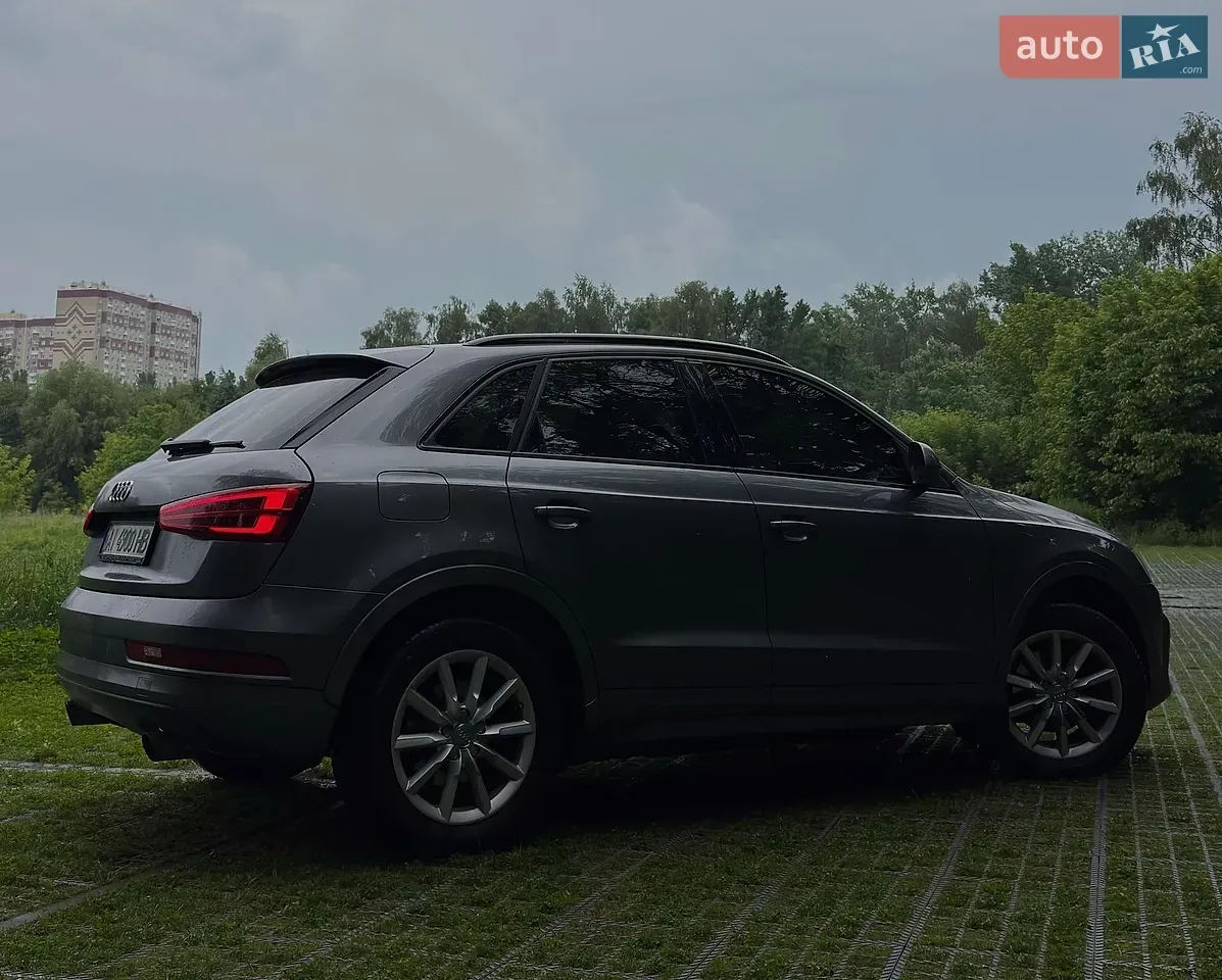 Audi Q3 2015 photo 5