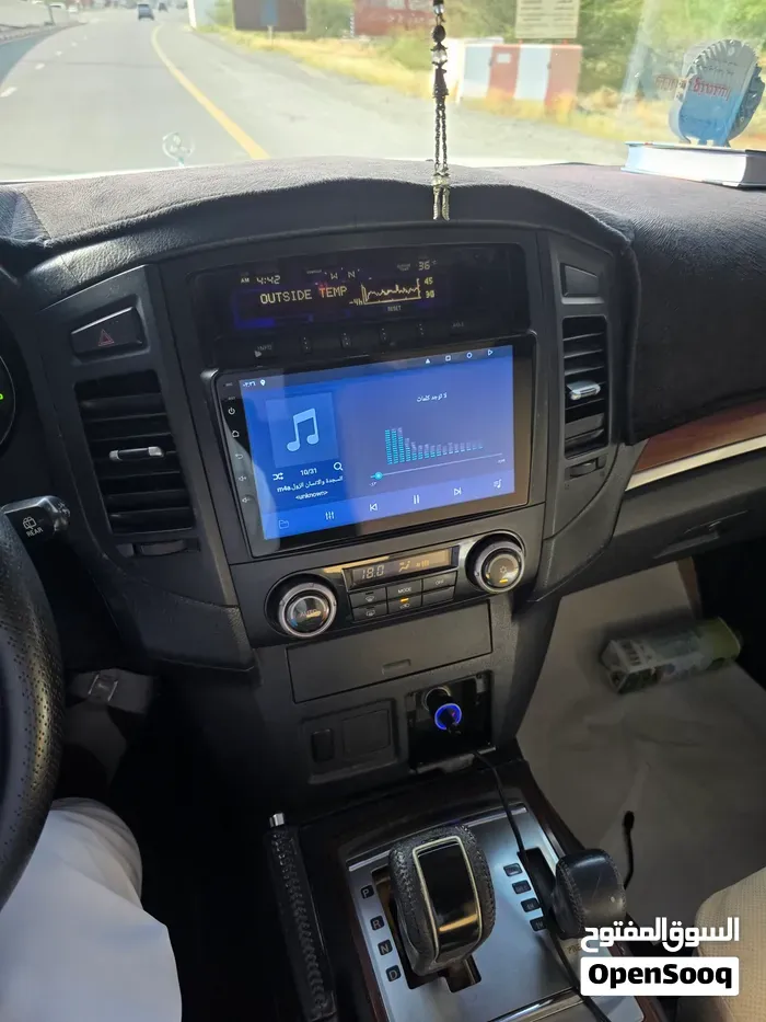 Mitsubishi Pajero 2008 photo 3