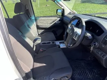 Nissan Navara 2012 photo 5
