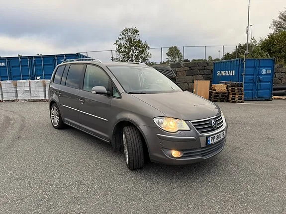 Volkswagen Touran 2009 photo 3