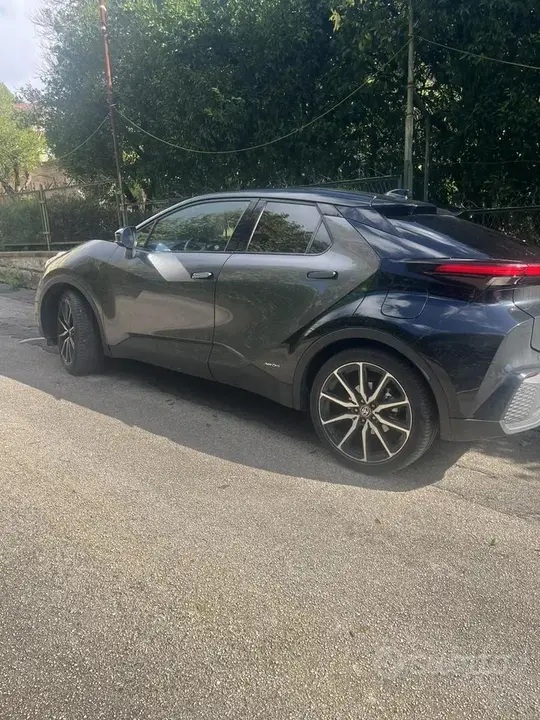 Toyota C-Hr 2024 photo 4