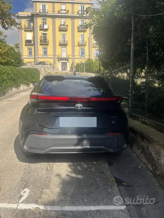 Toyota C-Hr 2024 photo 3