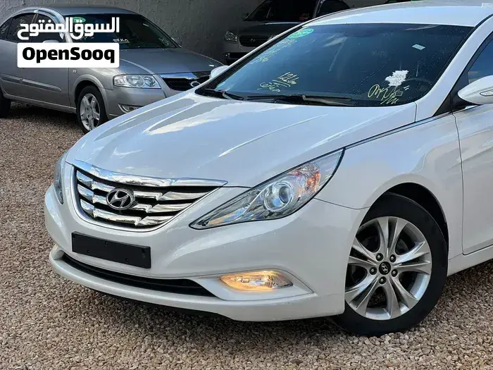 Hyundai Sonata 2012 photo 3