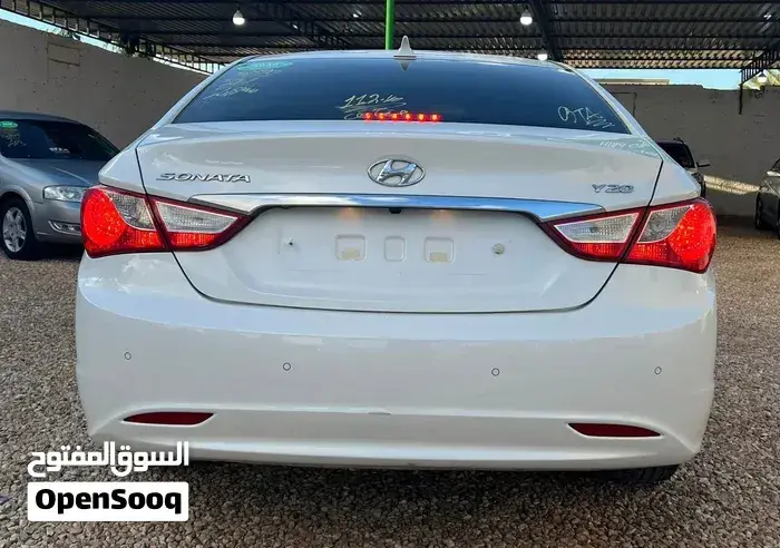 Hyundai Sonata 2012 photo 4
