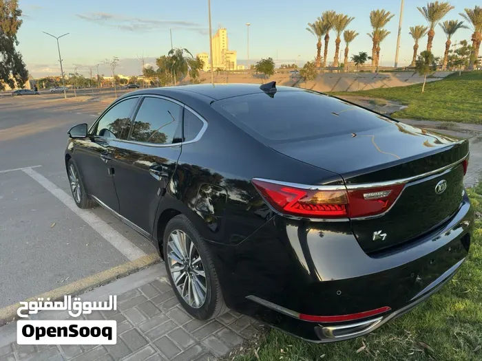 Kia Cadenza 2018 photo 3