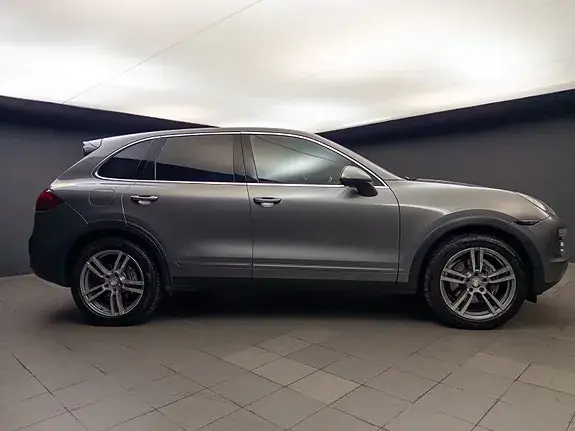 Porsche Cayenne 2011 photo 5
