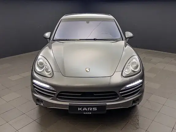 Porsche Cayenne 2011 photo 4