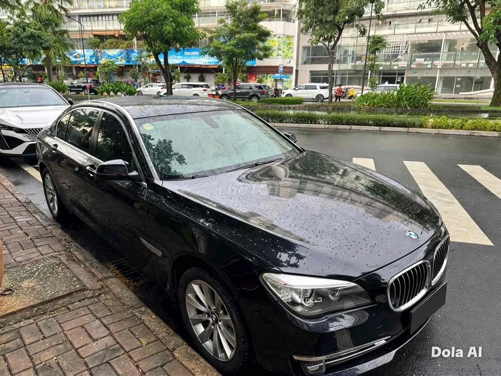 BMW 7 Series 2014 photo 2