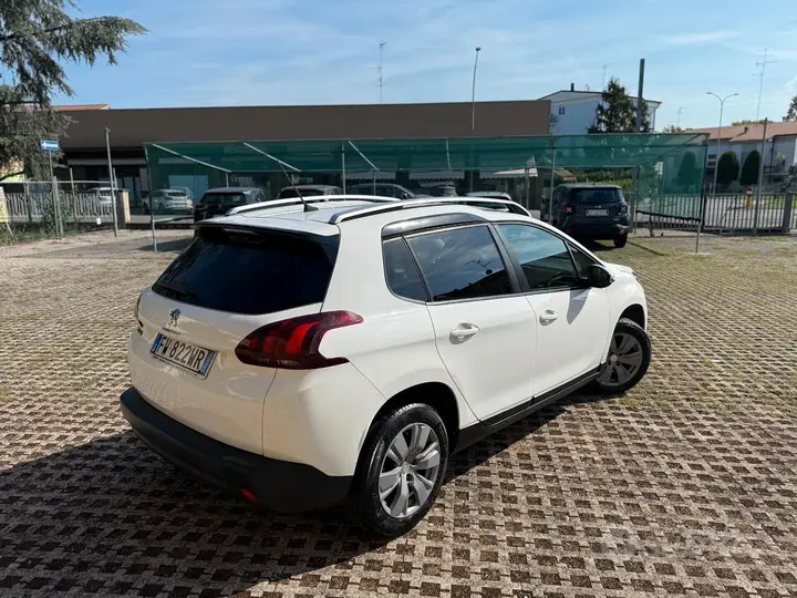 Peugeot 2008 2019 photo 2