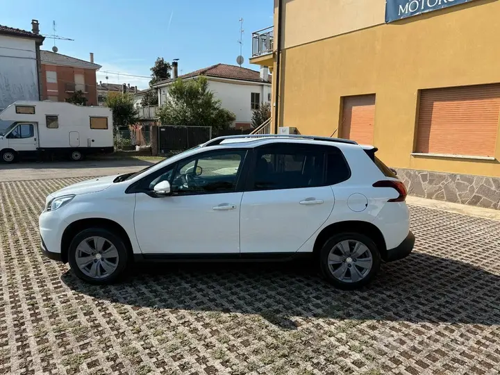 Peugeot 2008 2019 photo 5