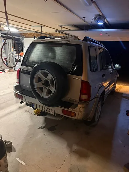 Suzuki Grand Vitara 2004 photo 2
