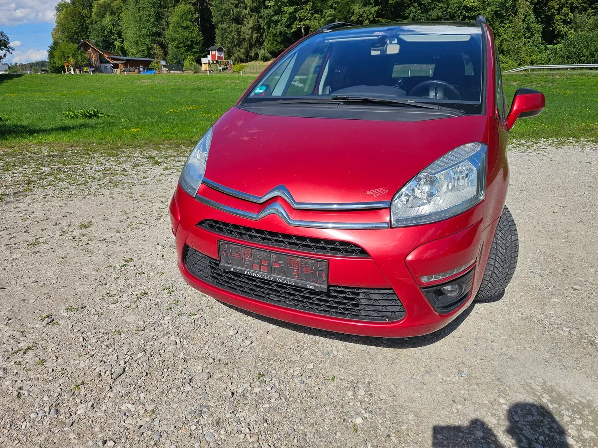 Citroen C4 Picasso 2011 photo 2
