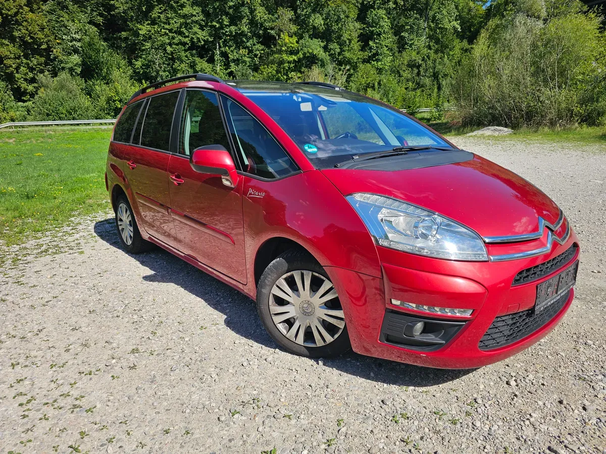 Citroen C4 Picasso 2011 photo 3