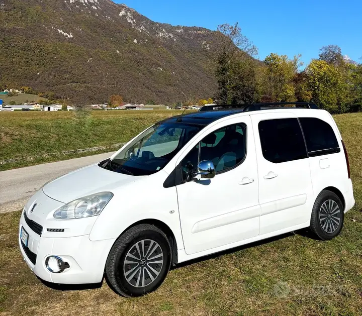 Peugeot Partner 2015 photo 2
