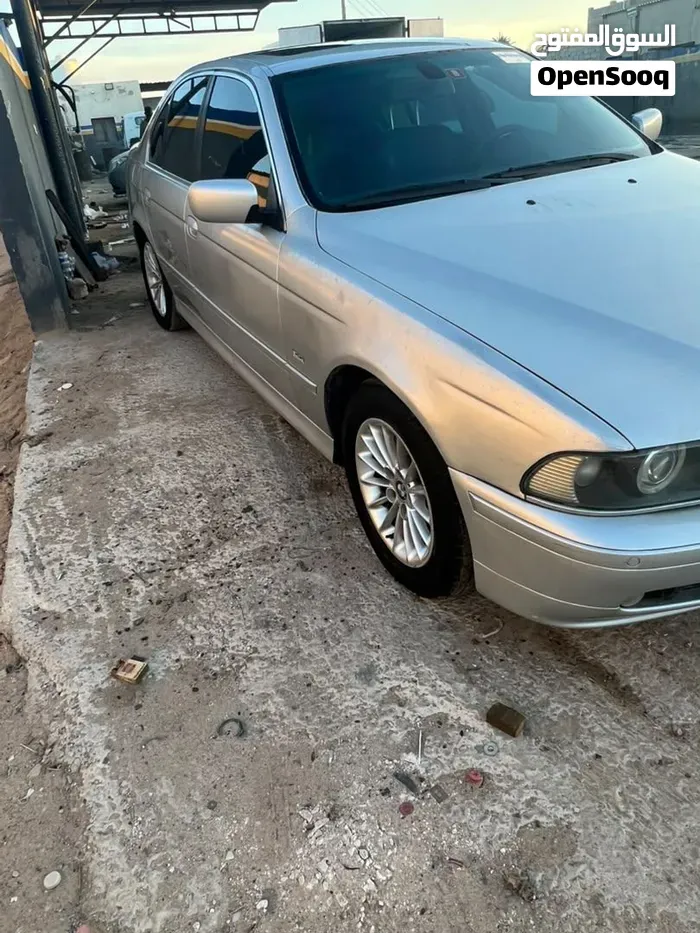 BMW 5 Series 2003 photo 5