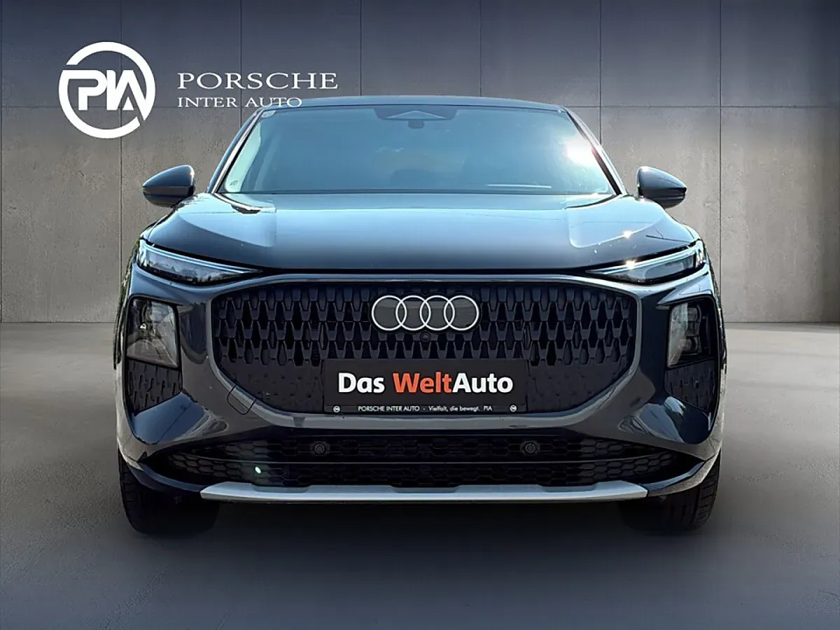 Audi Q3 2026 photo 2