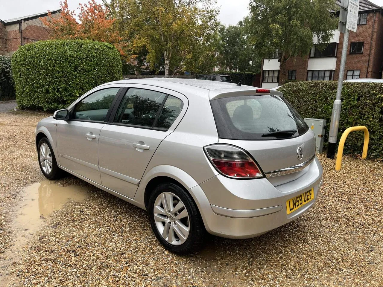Vauxhall Astra 2009 photo 5