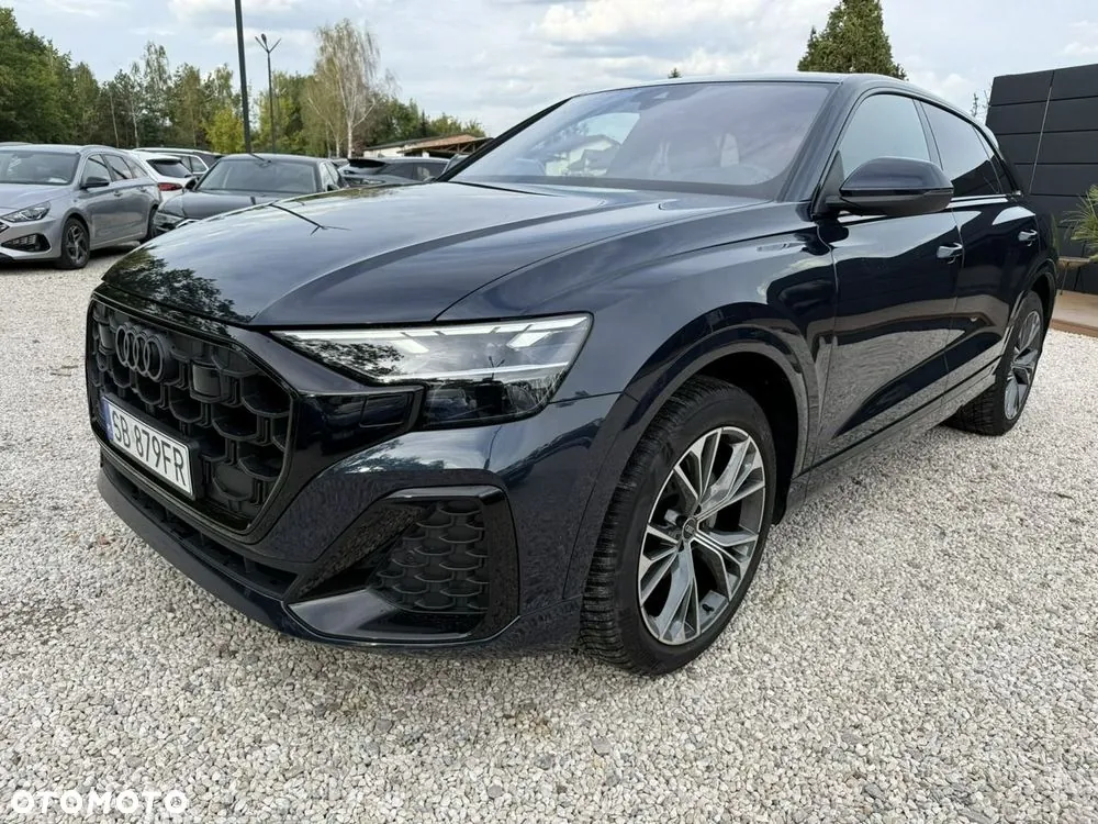 Audi Q8