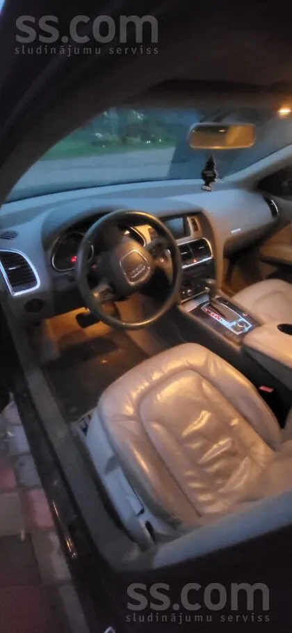Audi Q7 2007 photo 5