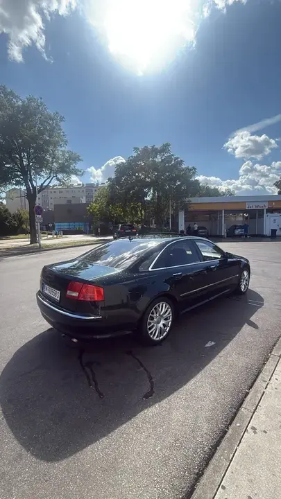 Audi A8 2007 photo 2