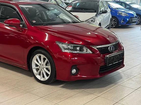 Lexus Ct200H 2011 photo 2