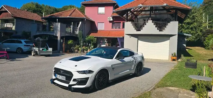 Ford Mustang Gt
