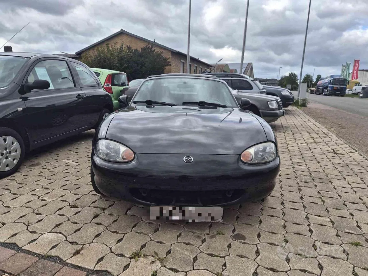 Mazda Mx-5 1999 photo 2