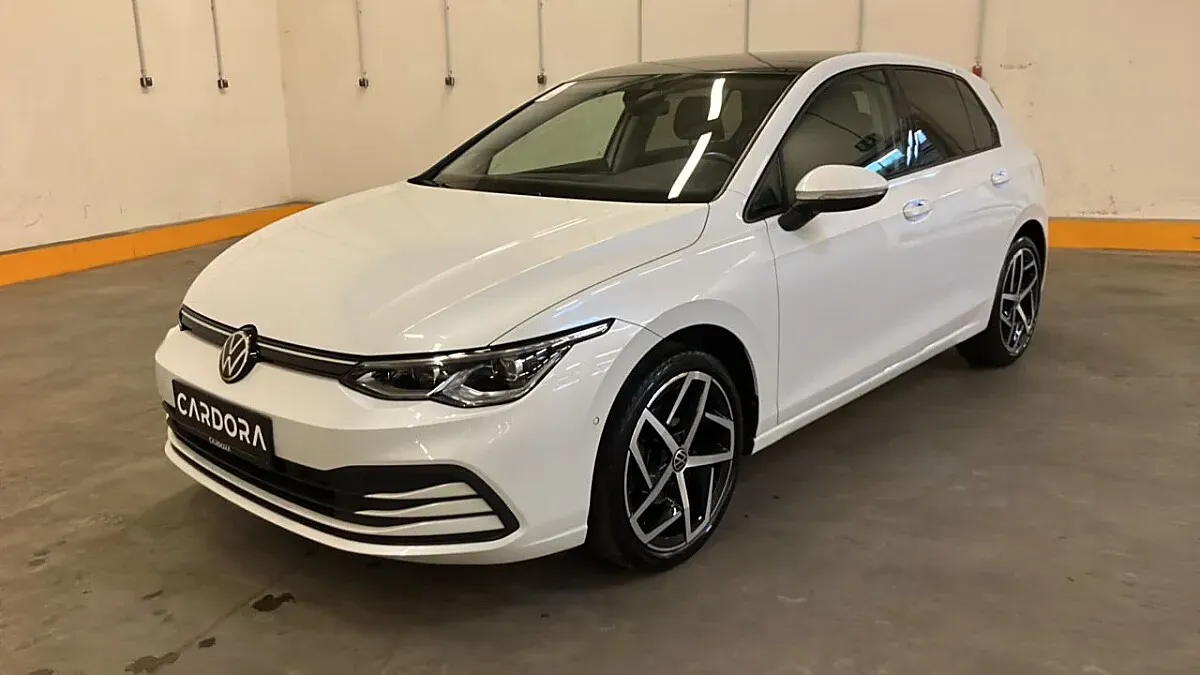 Volkswagen Golf 2022 photo 2
