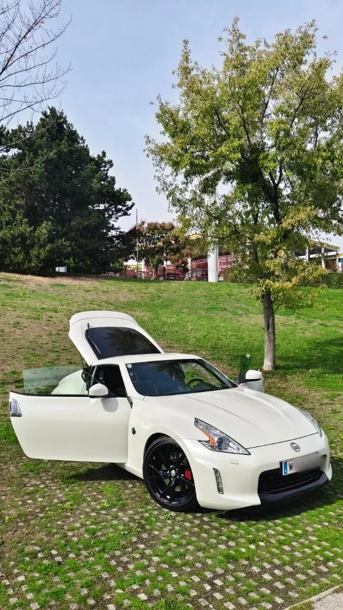 Nissan 370 Z