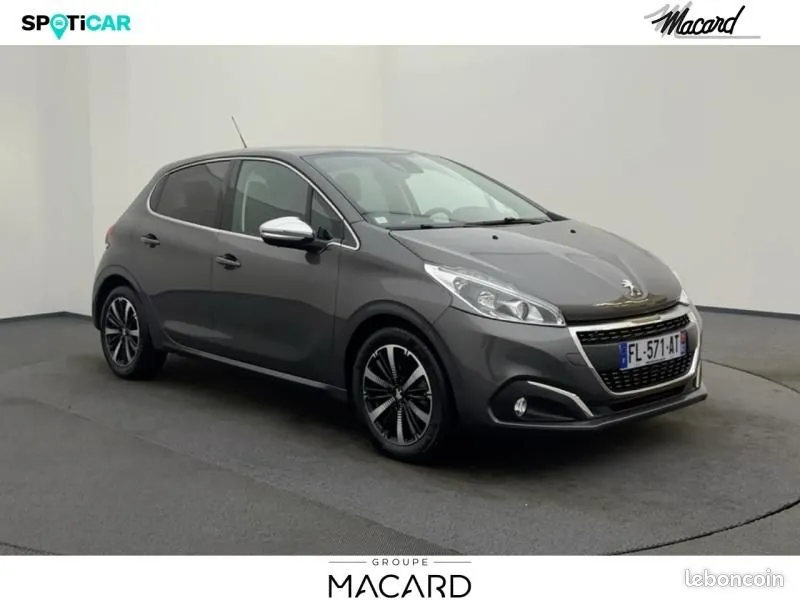Peugeot 208 2019 photo 4