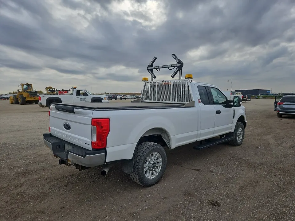 Ford F-350 Super Duty 2019 photo 4