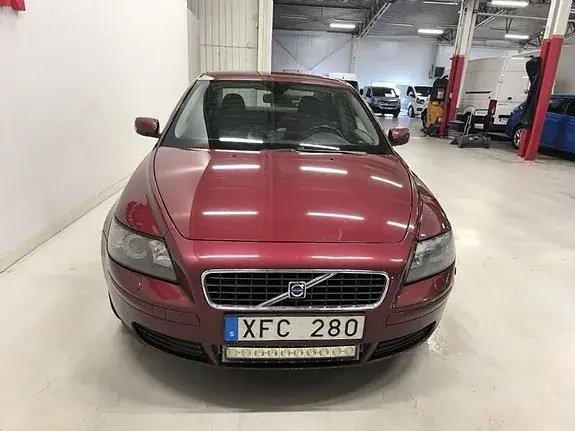 Volvo S40 2005 photo 2