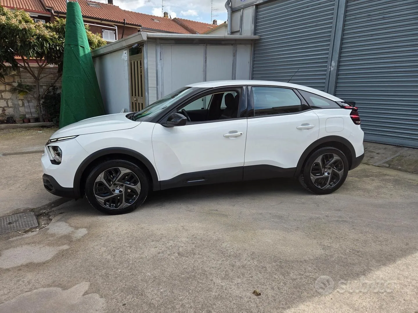 Citroen C4 2022 photo 2