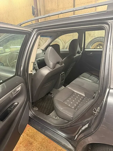 Volvo V70 2006 photo 2