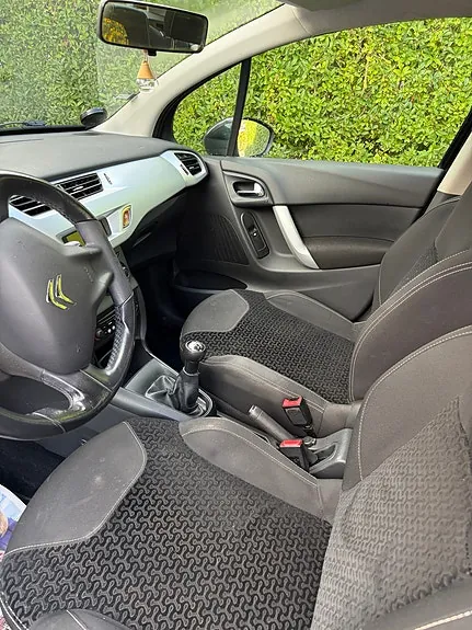 Citroen C3 2011 photo 4