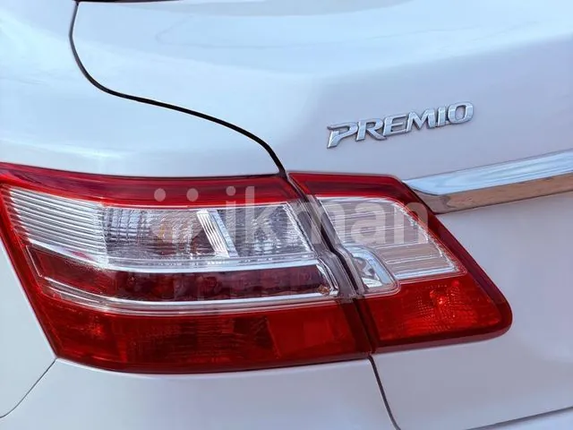 Toyota Premio 2012 photo 4
