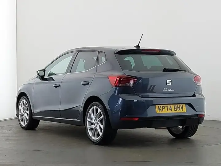 Seat Ibiza 2024 photo 2
