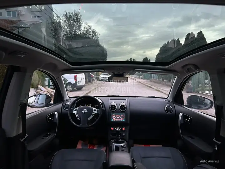 Nissan Qashqai 2010 photo 3