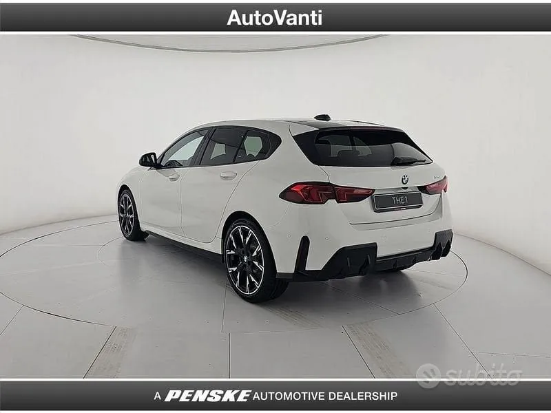 BMW 1 Series 2026 photo 3